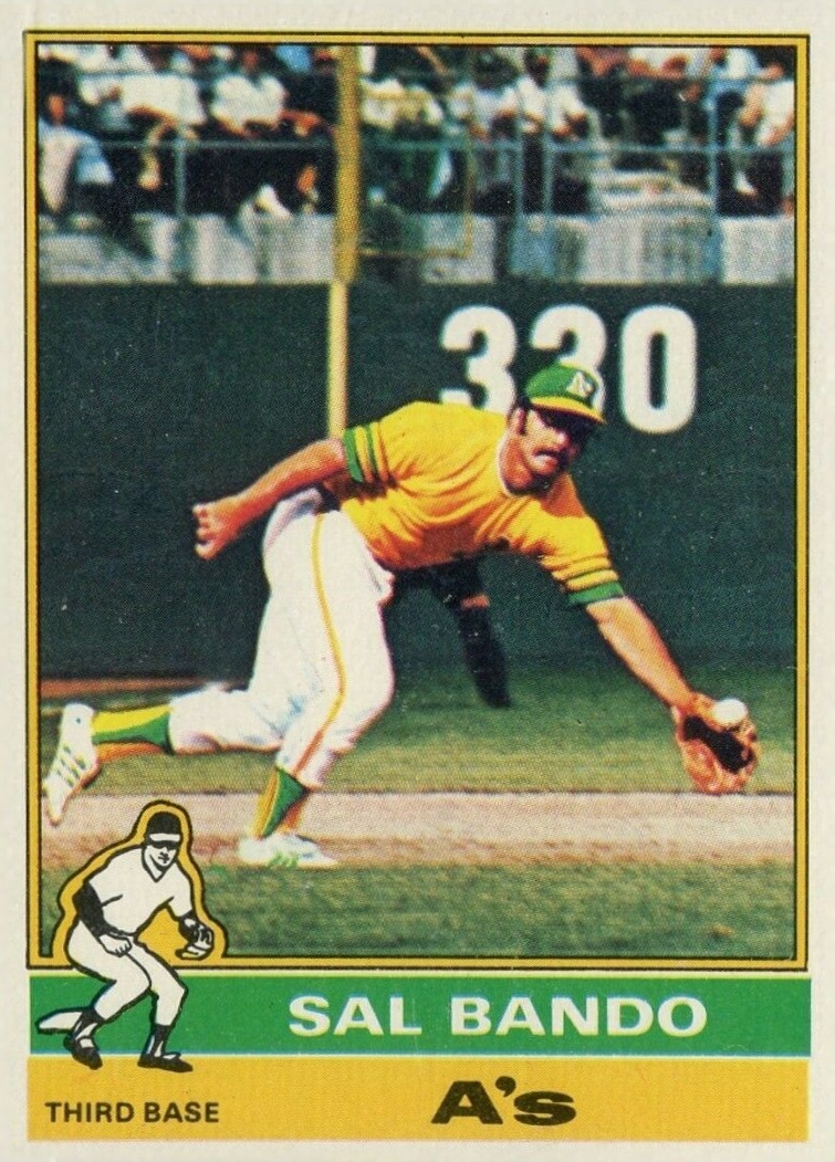 1976 Topps Sal Bando #90 Baseball Card