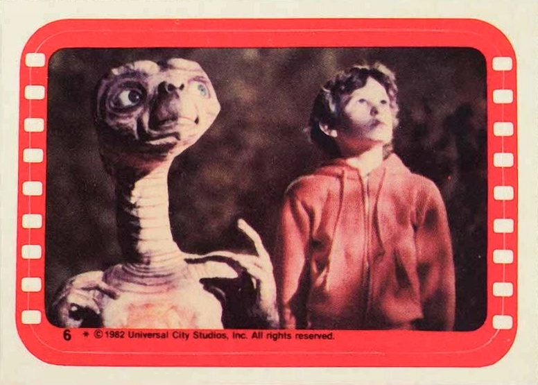 1982 Topps E.T. E.T. and Elliott #6 Non-Sports Card