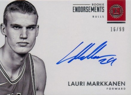2017 Panini Encased Lauri Markkanen #128 Basketball Card