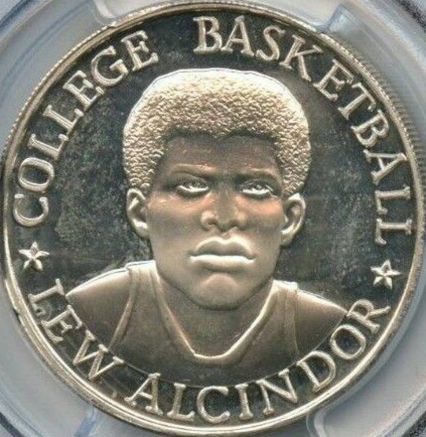 1971 Sport Magazine Coins Top Performers of Past 25 Years Lew Alcindor # Basketball Card