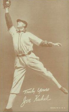 1939 Exhibits Salutation Joe Kuhel # Baseball Card