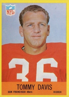 1967 Philadelphia Tommy Davis #174 Football Card