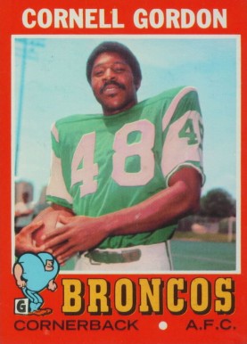 1971 Topps Cornell Gordon #256 Football Card