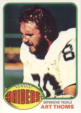1976 Topps Art Thoms #511 Football Card