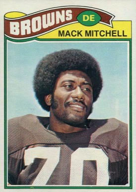 1977 Topps Mack Mitchell #393 Football Card