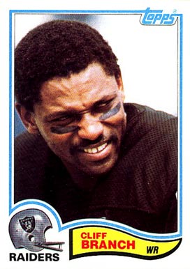 1982 Topps Cliff Branch #186 Football Card