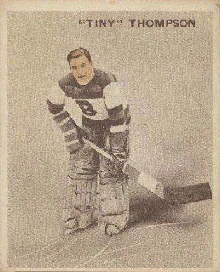 1933 World Wide Gum Ice Kings Tiny Thompson #57 Hockey Card