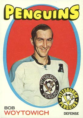 1971 Topps Bob Woytowich #28 Hockey Card