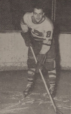 1952 St. Lawrence Sales Paul Larivee #33 Hockey Card