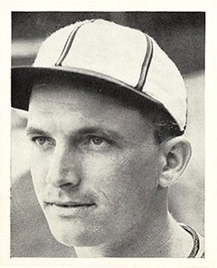 1941 St. Louis Browns Team Issue Robert Cleveland Muncrief Jr. #22 Baseball Card