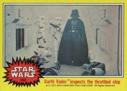 1977 Star Wars Darth Vader inspects the throttled ship #142 Non-Sports Card