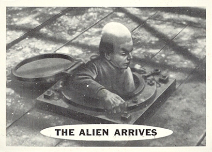 1966 Superman The Alien Arrives #50 Non-Sports Card
