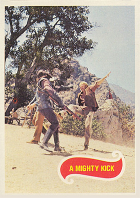 1975 Topps Planet of the Apes A mighty kick #52 Non-Sports Card