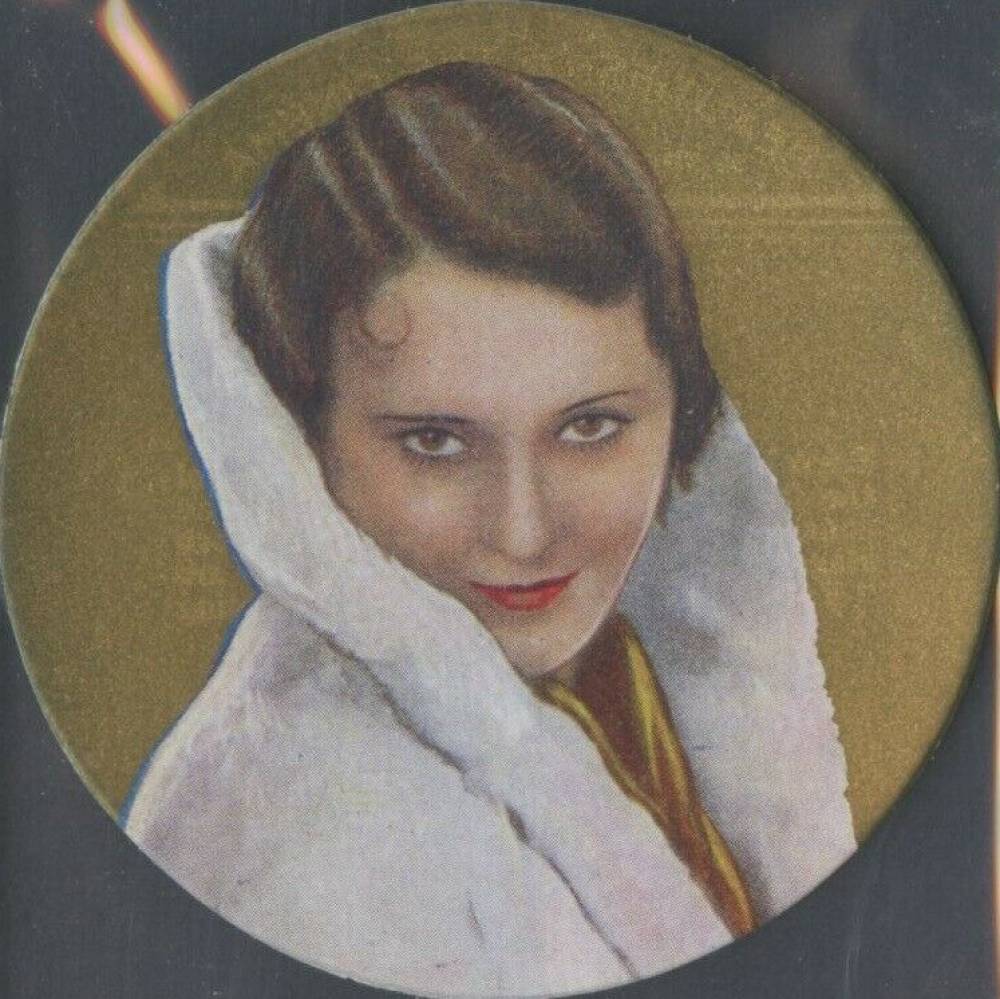 1939 Rothmans Ltd. Beauties of the Cinema-Round Barbara Stanwyck # Non-Sports Card