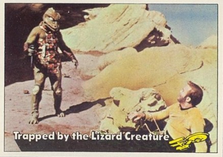 1976 Star Trek Trapped by the Lizard Creature #55 Non-Sports Card