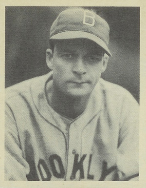 1939 Play Ball Luke Hamlin #13 Baseball Card