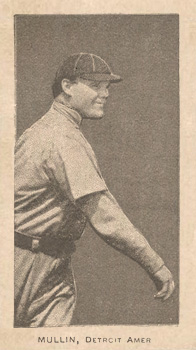 1909 CA Briggs Co. Black & White George Mullin # Baseball Card