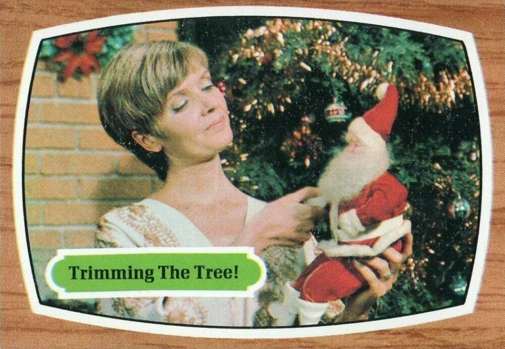 1971 Brady Bunch Trimming the tree #70 Non-Sports Card