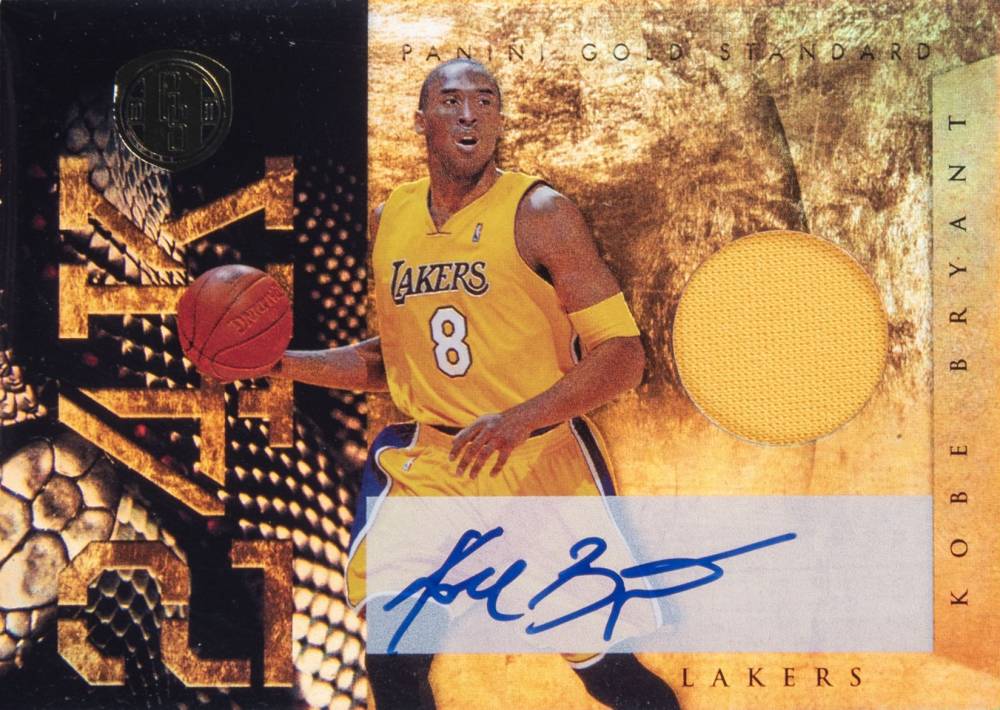 2010 Panini Gold Standard 24K Kobe Materials Signatures Kobe Bryant #10 Basketball Card